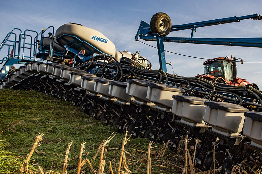 Planters Kinze Row Crop Planters Kinze Manufacturing